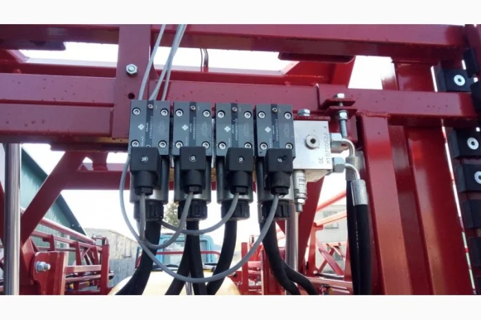 Опрыскиватели МАКС и МАКСУС 200; 400; 600; 800; 1000; 2000; 2500; 3000 л- фото № 3