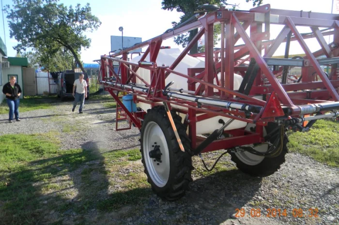 Штанга крила 18 м на обприскувач причіпний- фото № 5