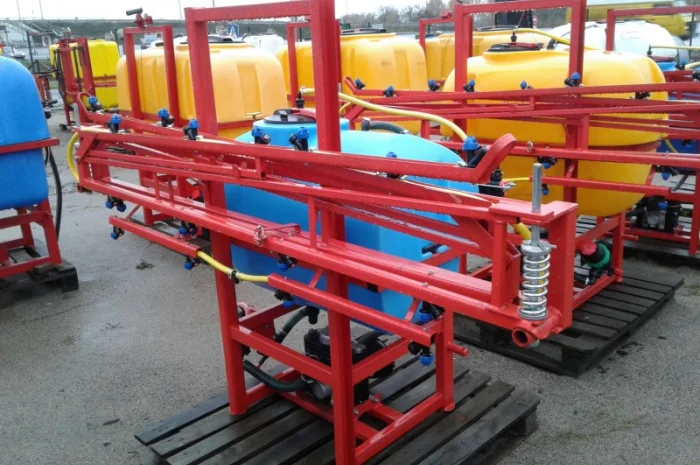 Оприскувачі з баком 400 л Польща- фото № 2