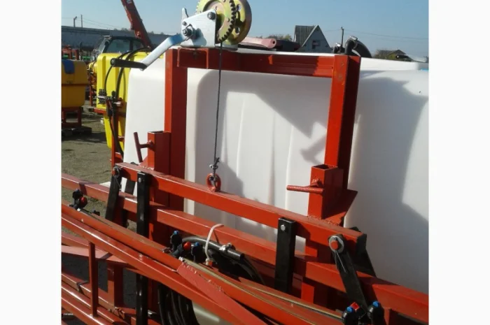 Опрыскиватель навесной 600 л штанга 12 м- фото № 5