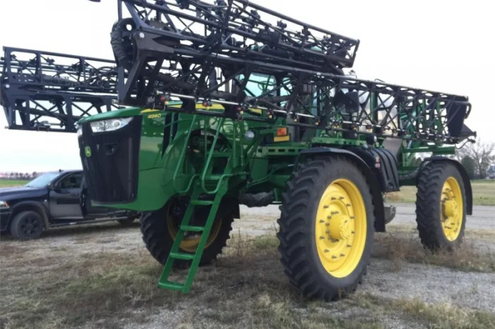 2014 г. John Deere 4940 (455 м.ч.) самоходный опрыскиватель Джон Дир из США- фото № 1