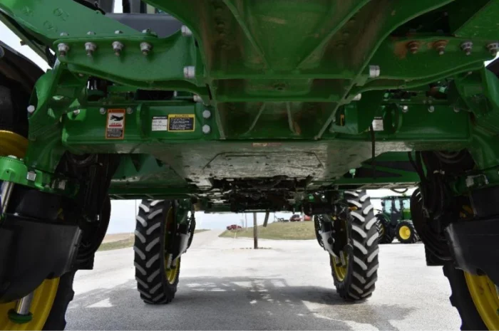 Б/у опрыскиватель John Deere R4030 (4730)- фото № 8