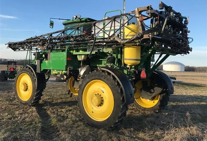 Опрыскиватель John Deere 4830 б/у купить Украина- фото № 1