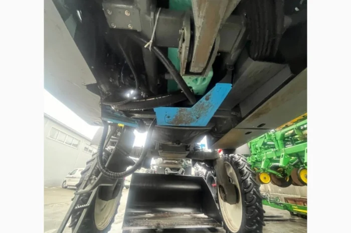 Опрыскиватель самоходный Berthoud RAPTOR 4240- фото № 10