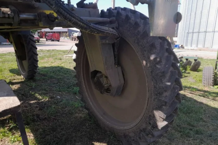 Опрыскиватель самоходный Berthoud RAPTOR 4240- фото № 5