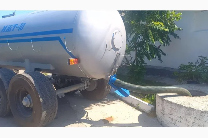 Бочка навозу МЖТ-10 вакумна з розкидачем- фото № 4