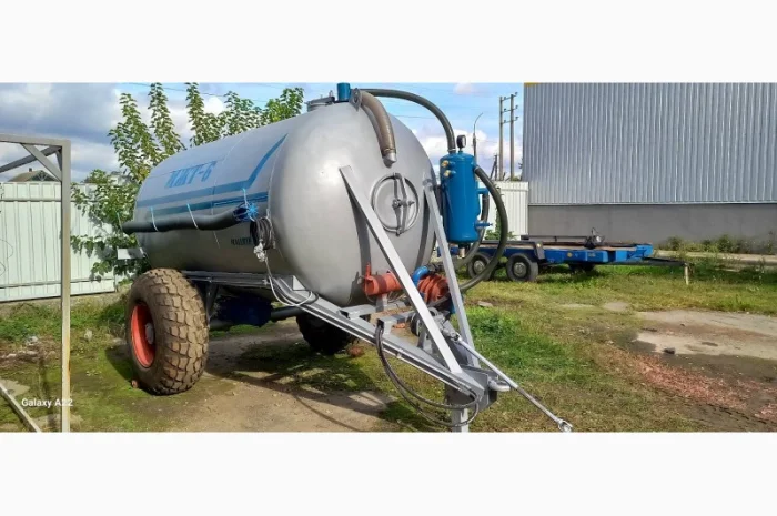 Бочка навоз МЖТ-6 (6м3) вакумна з розкидачем від виробника- фото № 3