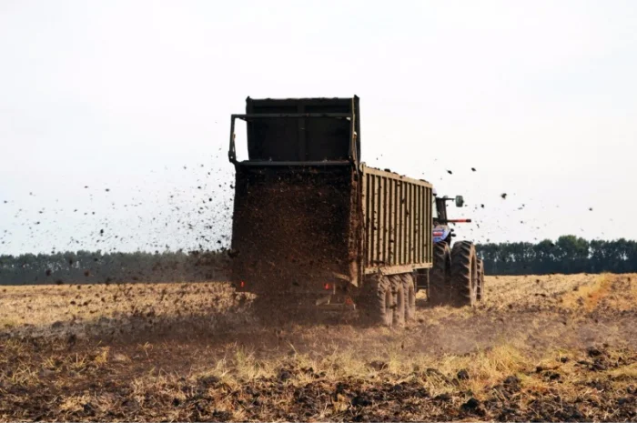 Гноєрозкидач, розкидач органічних добрив ТЗП Атлант Кобзаренка- фото № 4