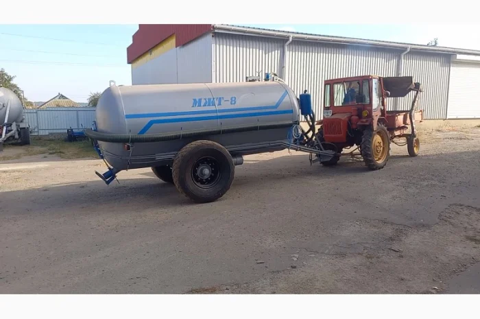Бочка навозу МЖТ-8 (8м3) вакумна з розкидачем- фото № 1