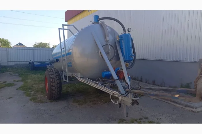 Бочка навозу МЖТ6 (6м3; 8мм; вакум КО503, розкидач)- фото № 7