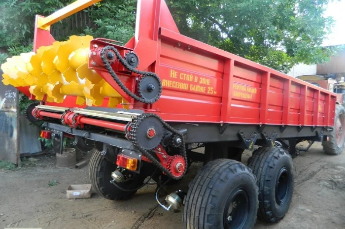 Разбрасыватель органических удобрений ПТР-7, ПРТ-10, РОУ-6- фото № 1