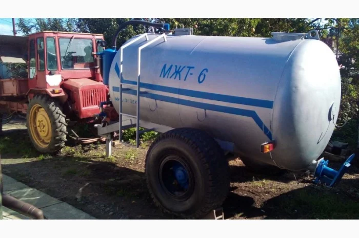 Бочка МЖТ-6 з вакумною установкою та розкидачем навозу- фото № 1