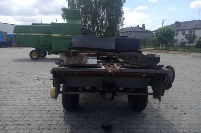 Гноєрозкидач одно та дво осьні Польща- фото № 10