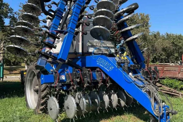 Аплікатор для внесення рідких мінеральних добрив BLUE-JET AT4015- фото № 1