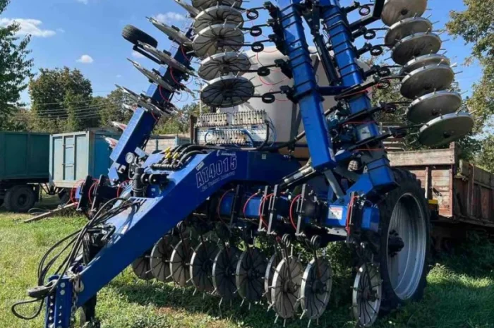 Аплікатор для внесення рідких мінеральних добрив BLUE-JET AT4015- фото № 3