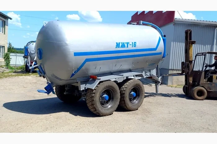 Вакумна бочка МЖТ-16 на пневмоподушках з розкидачем 12-14м- фото № 4