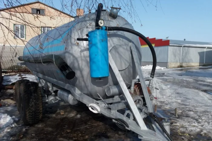 Бочка-розкидач навозу МЖТ-10 вакумна- фото № 3