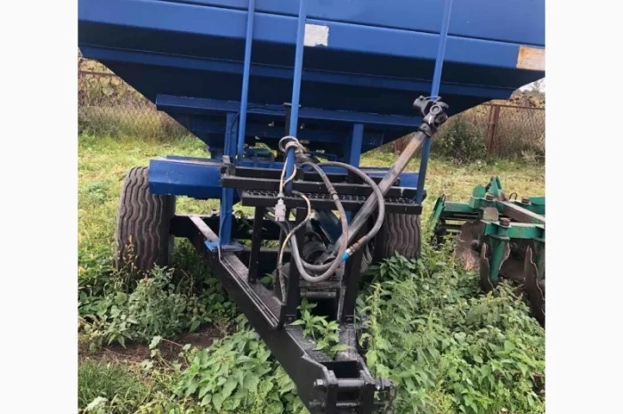 Розкидач мінеральних добрив РМД-3000 Урожай- фото № 1