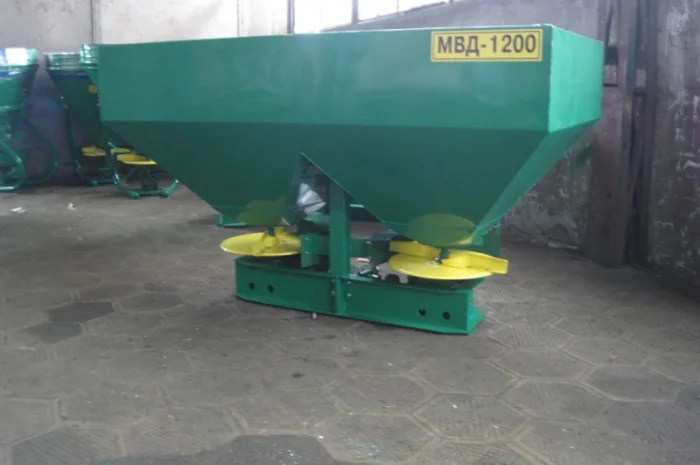 Розкидач добрив МВД-1200, машина внесения удобрений МВУ, разбрасыватель. Акция- фото № 1