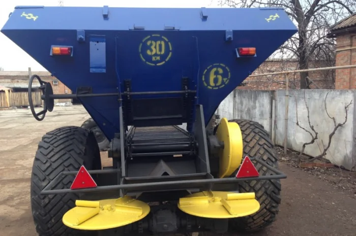МВУ-6, РУМ-6 розкидач мінеральних добрив- фото № 2