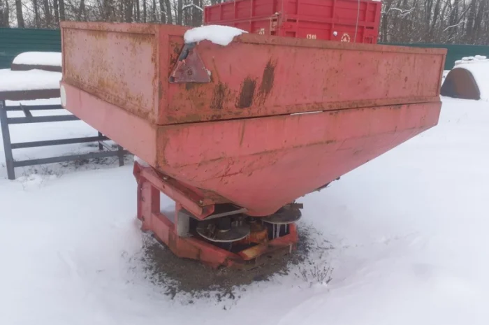 Розкидач мін.добрив RAUCH MDS935M б/у- фото № 2