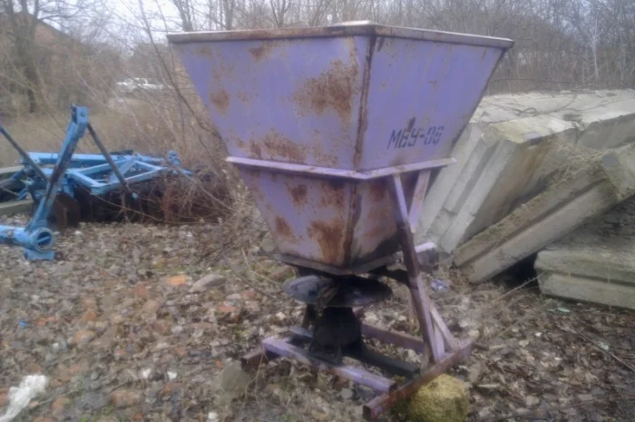 Розкидач міндобрив лейка на 600 кг, рум-600, рмд-600, мву-0.6, рум 0.6- фото № 2