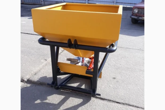 Разбрасыватель мин. удобрений РУН-600 гидравлический- фото № 1