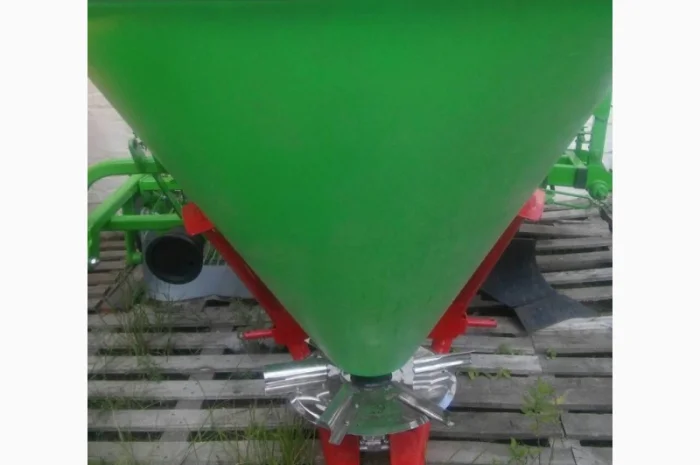 Разбрасыватель удобрений 1000кг Польша jar-met- фото № 9