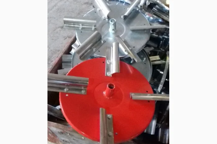 Розкидач міндобрив 500, 650, 1000л Польша- фото № 8