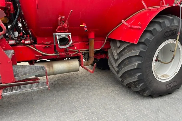 Самохідний розкидач добрив Vervaet Hydro Trike 12m3- фото № 4