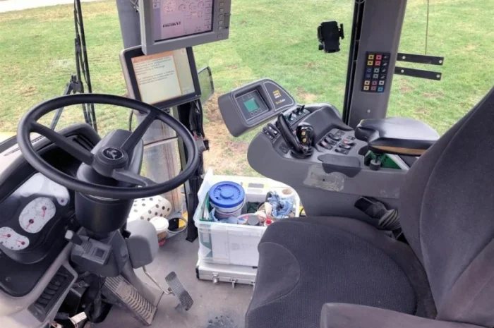 Самохідний розкидач добрив Challanger Terra Gator 2244 (2007)- фото № 6