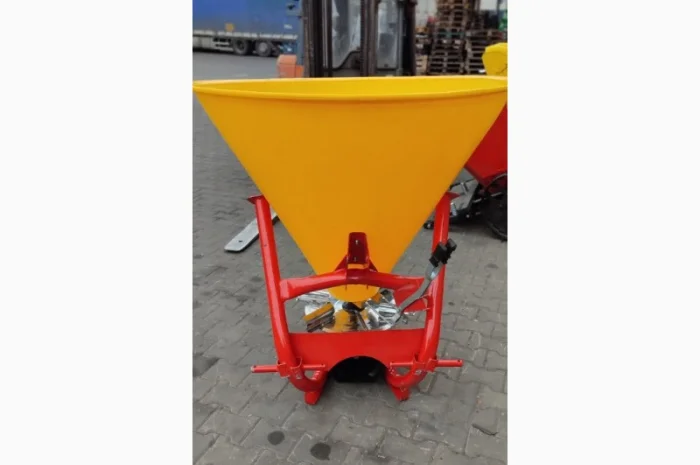 Лійка РУМ розкидач міндобрив пластик, метал 500кг- фото № 11