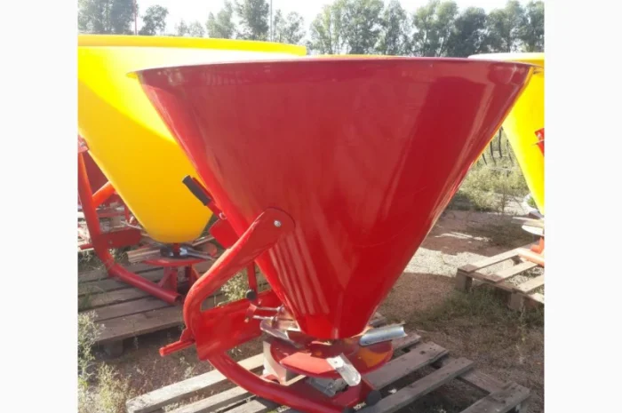 Разбрасыватель, розкидач, лійка, лейка, рум пластик усилений- фото № 5