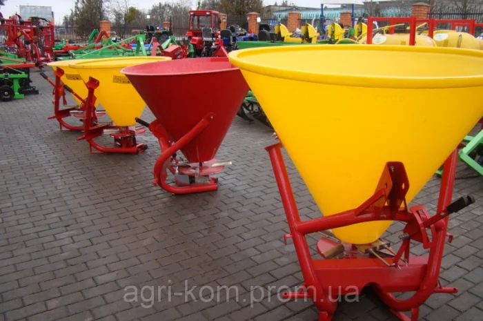 Разбрасыватель, розкидач, лійка, лейка, рум пластик усилений- фото № 8