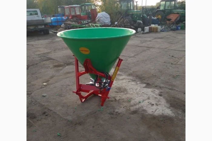 Розкидач добрив МВУ 500 л- фото № 3