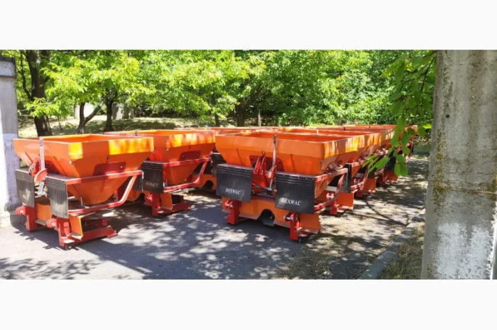 Новий навісний розкидач добрив DEXWAL TORNADO DUO 850/1200- фото № 11