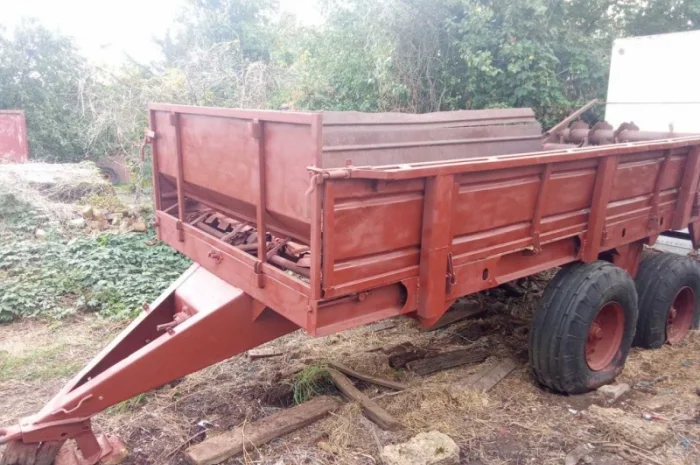 Подається роскидач органічних добрив РОУ-6- фото № 1