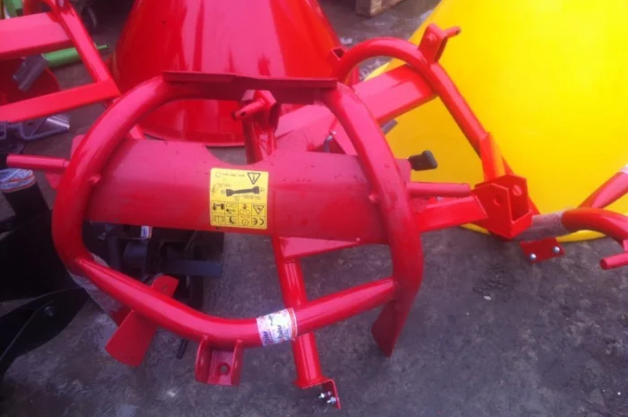 Розкидач мындобрив 500 - 650 - 1000 кг Jar-Met Польща- фото № 12