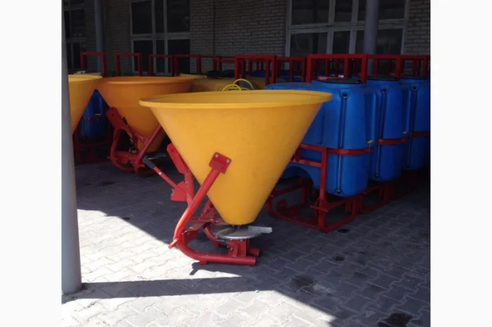 Разбрасыватель удобрений 200 - 1000 кг Jar-Met Польша- фото № 7