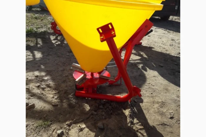 Навісний розкидач на 300 кг фірми Jar-Met Польща- фото № 1