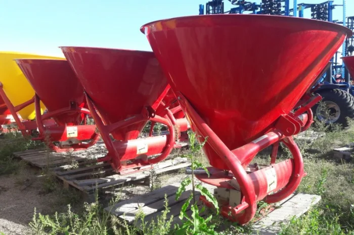 Jar-Met РУМ 500 кг розкидач добрив Jar-Met Польща- фото № 12