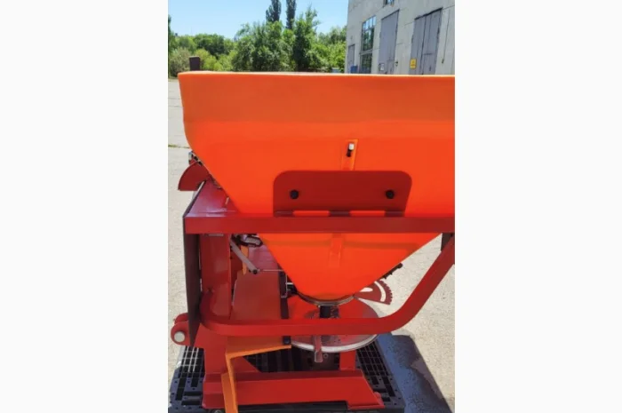 Навесной разбрасыватель удобрений / навісний розкидач добрив DEXWAL / TORNADO DUO 850/1200- фото № 6