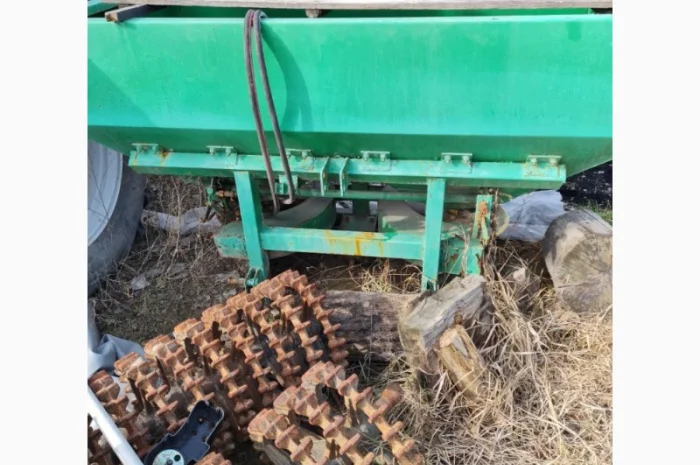 Розкидач міндобрива на дві тарілки- фото № 3