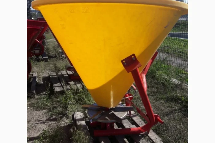 500 кг розкидач міндобрив фірми Jar-Met Польща- фото № 1