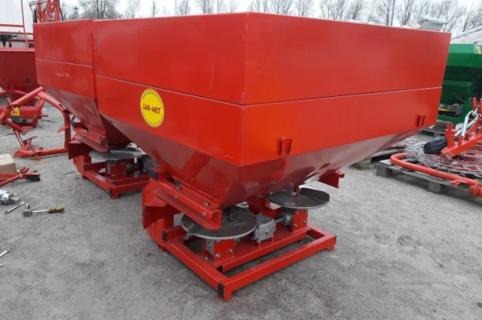 Розкидач міндобрив лійка 1000 кг фірми Jar-Met Польща- фото № 7