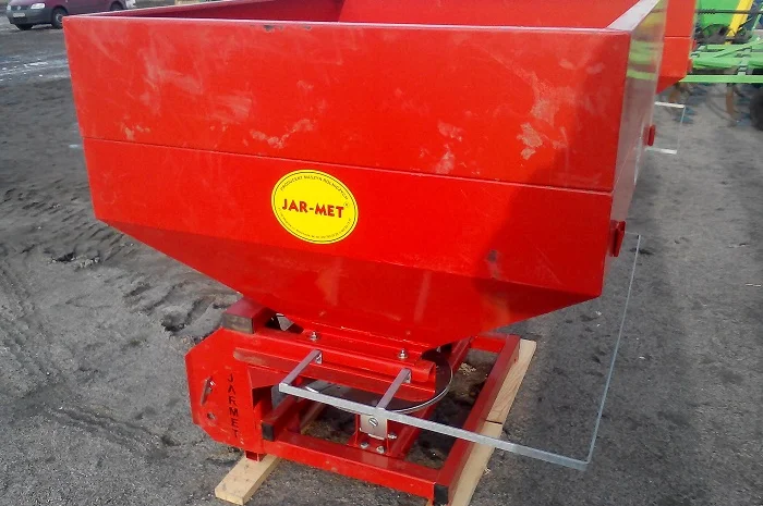 Розкидач добрив 1000 кг фірми Jar-Met Польща- фото № 9