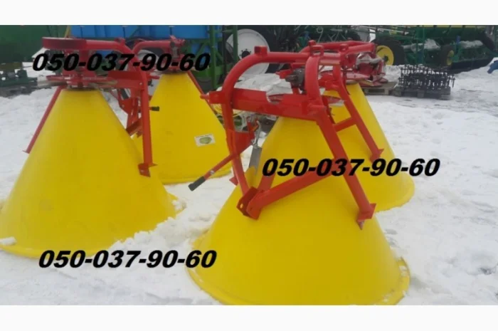 Разбрасыватель/лейка удобрений Мву-0, 5 метал и пластик( продажа по безналу с Ндс, кардан )- фото № 1