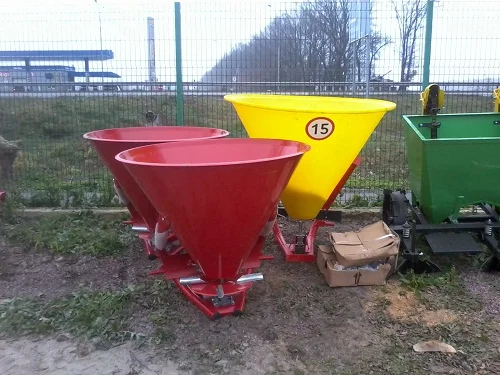 Розкидач мінеральних добрив 500 л Jar Met- фото № 4