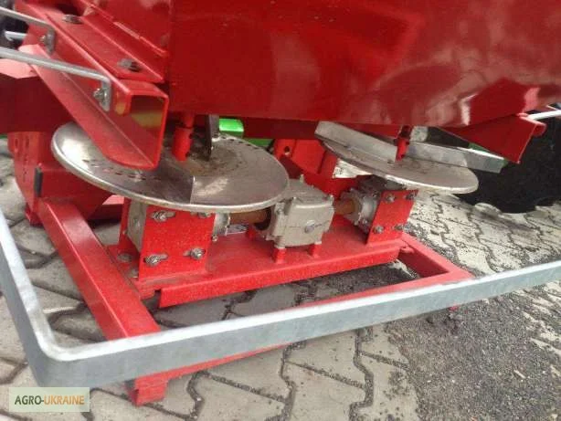 Розкидач 1000 л- фото № 2