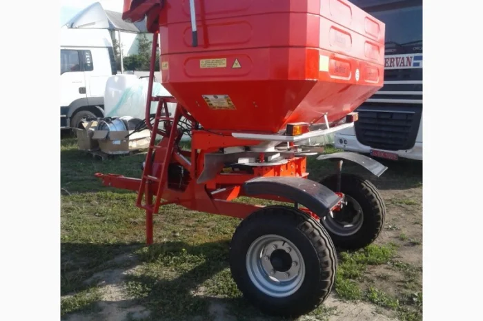 Розкидачі мінеральних добрив 500л, 1000л, 1200, 2000л- фото № 7